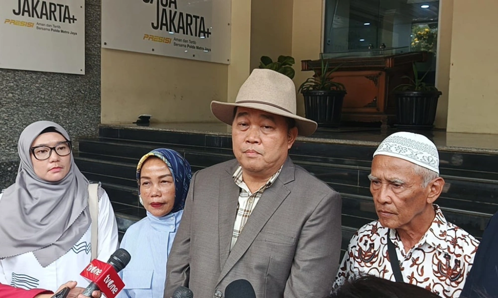 Kuasa Hukum Dan Keluarga Ilham Pradipta (FTNews/Selvianus Kopong Basar)